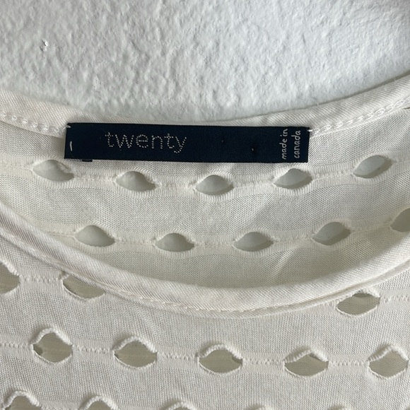 TWENTY Tank Top - Rounded Neckline mesh type fabric with cuts all over Juniors L - Picture 4 of 12